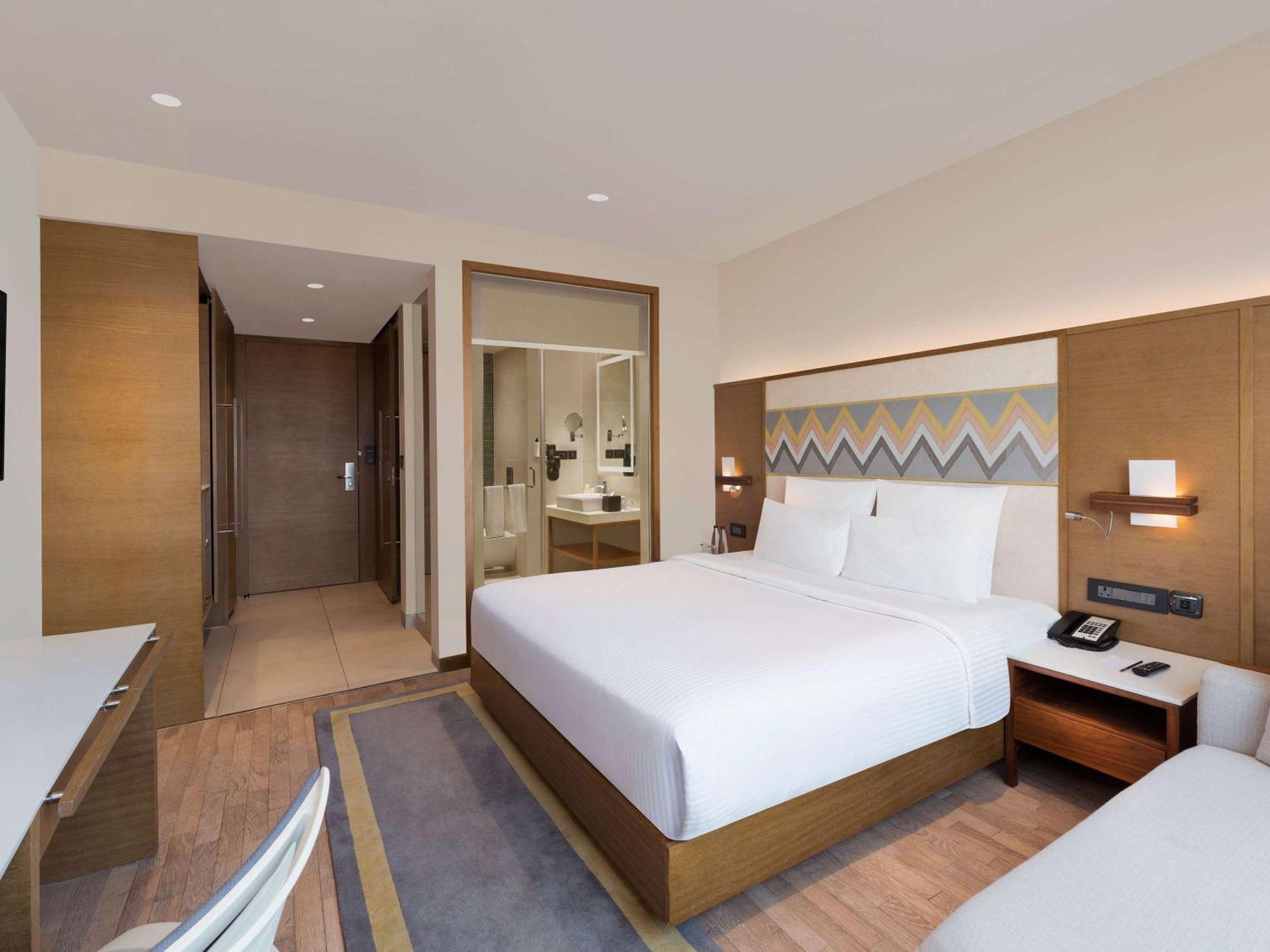 Novotel Guwahati Gs Road Dış mekan fotoğraf