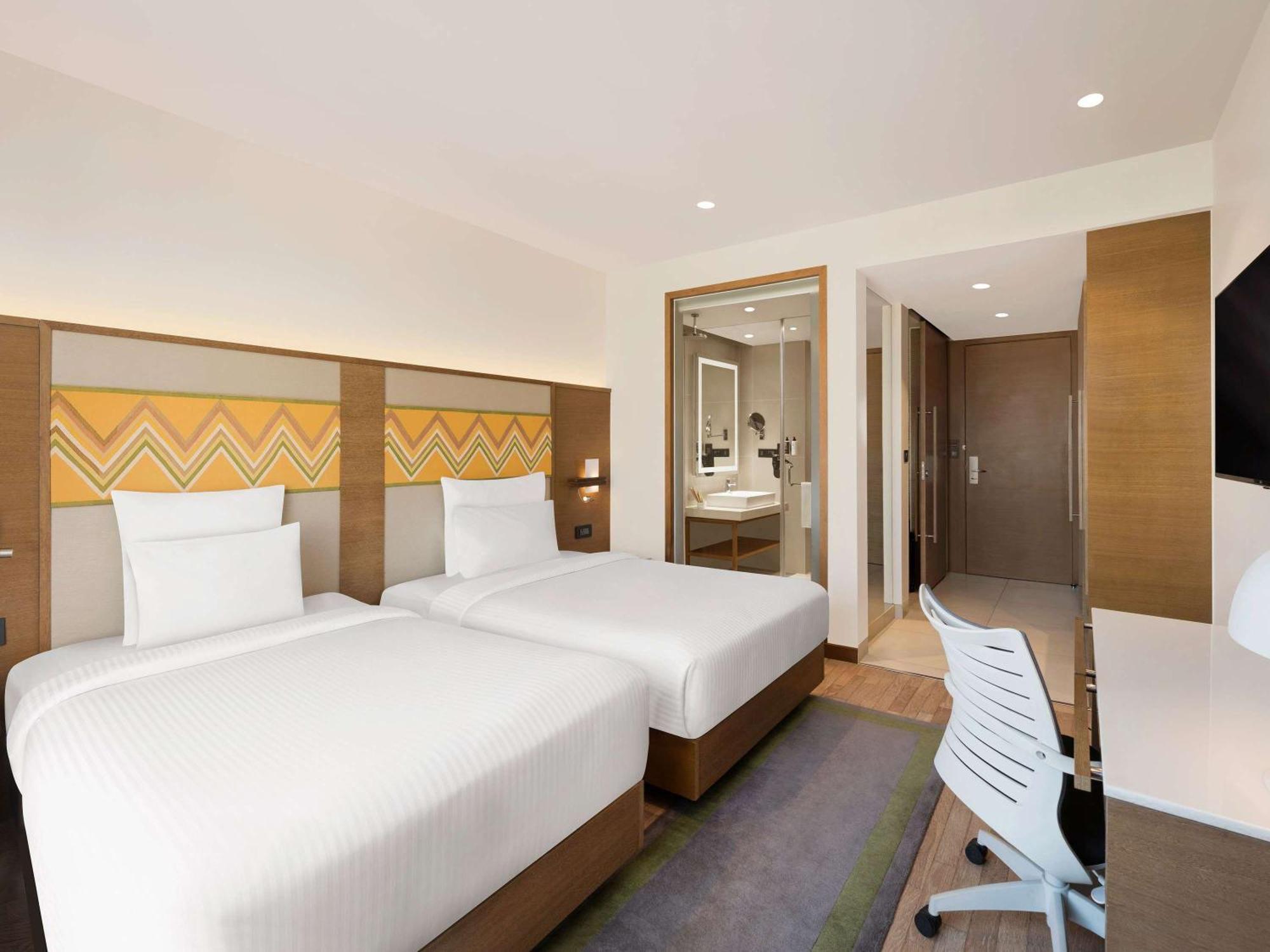 Novotel Guwahati Gs Road Dış mekan fotoğraf